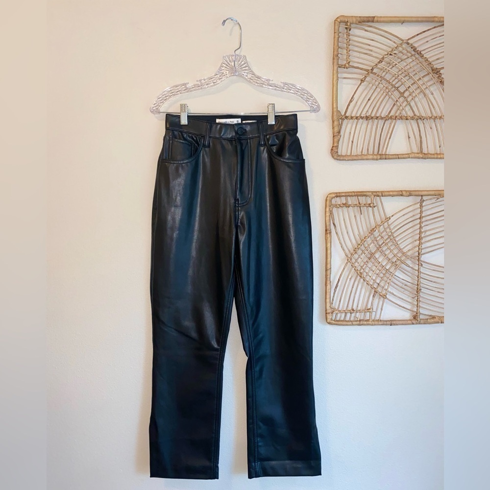 NWT Abercrombie & Fitch 26 Black Leather 90s Straight Ultra High Rise Pants G15 - Picture 3 of 10